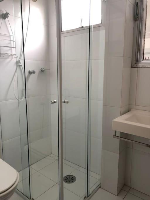 Apartamento Quadra Da Praia - Pitangueiras Guaruja Exterior photo